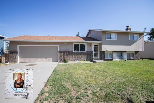 918 Keller Drive, Glenrock, WY, 82637 | Card Image