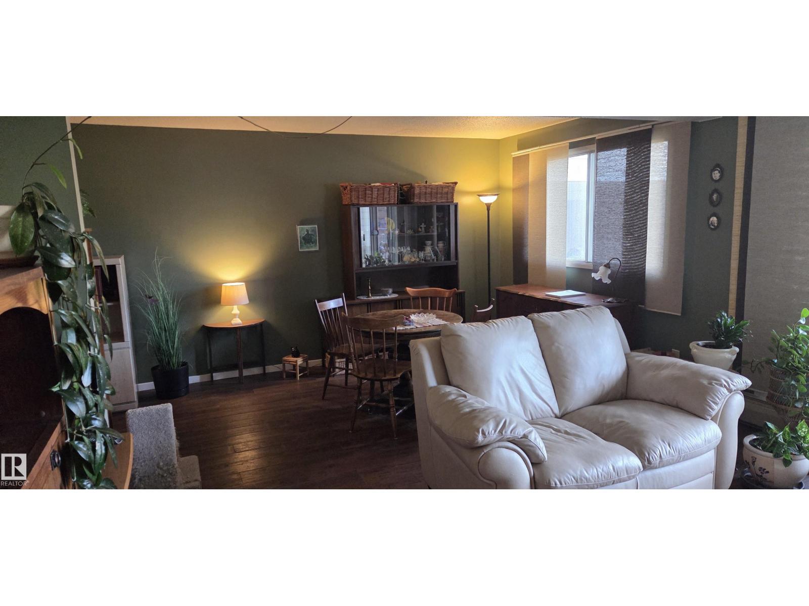 Residential in Edmonton 4