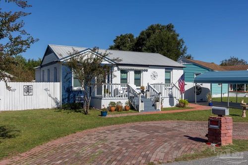 210 Berry Rd, Pensacola, FL, 32507-3706 | Card Image