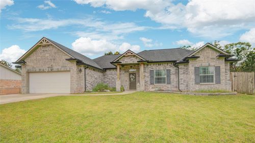 62 Ivy Ct, Jones Creek, TX, 77541-9718 | Card Image