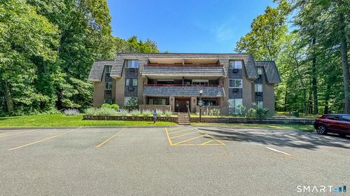 b6-38 Rambling Brook Ln, Glastonbury, CT, 06033-1635 | Card Image