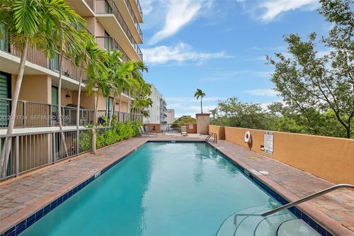 805-1690 Sw 27th Ave, Miami, FL, 33145-2078 | Card Image