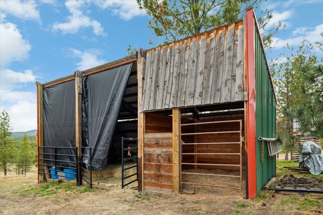 30' Hay storage barn with 10' box stall | Image 42
