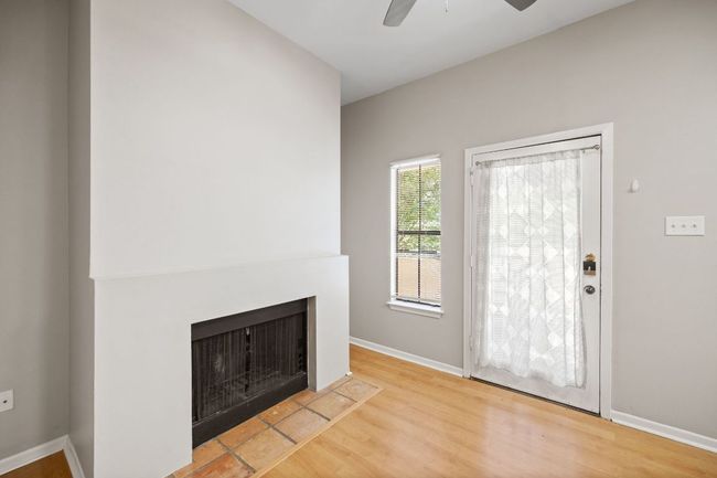 APT-302 - 712 Graham Pl, Condo with 2 bedrooms, 2 bathrooms and null parking in Austin TX | Image 14