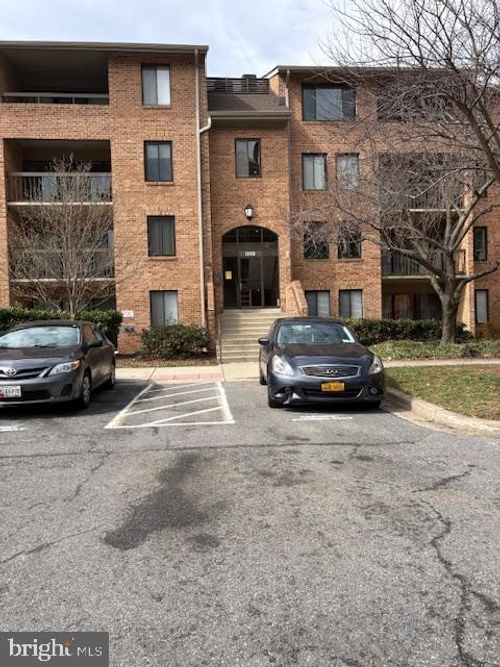 303-11419 Commonwealth Dr, ROCKVILLE, MD, 20852-2842 | Card Image