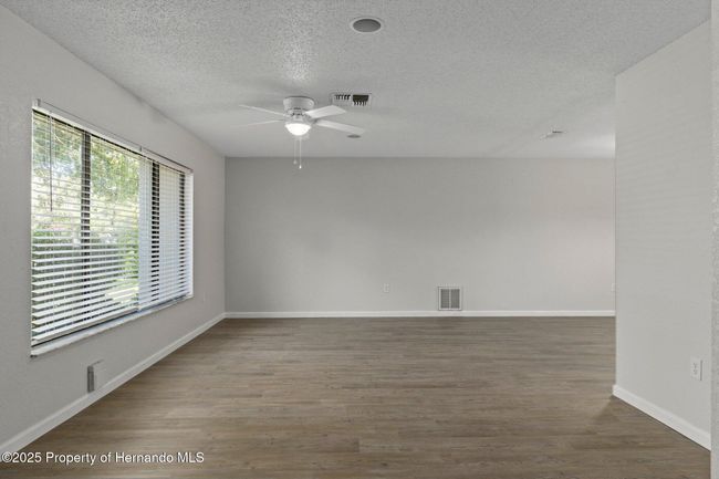 2152 Danforth Rd, House other with 3 bedrooms, 2 bathrooms and null parking in SPRING HILL FL | Image 9