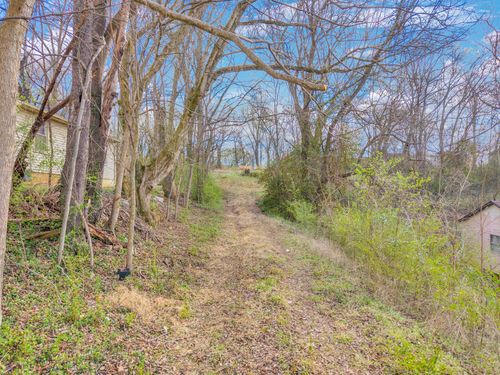 1 Kirby Rd, McMinnville, TN, 37110-6771 | Card Image