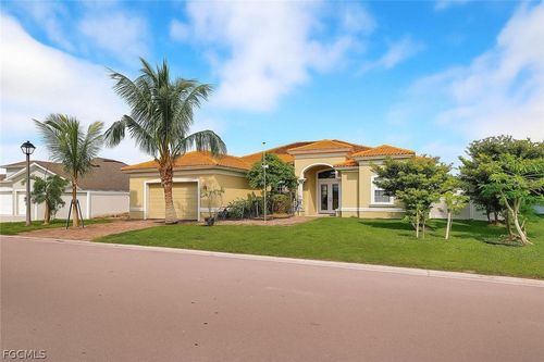 20831 Copperhead Dr, LEHIGH ACRES, FL, 33936-4924 | Card Image