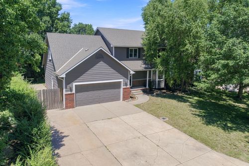 224 E Forest Park Ct, Derby, KS, 67037-3829 | Card Image