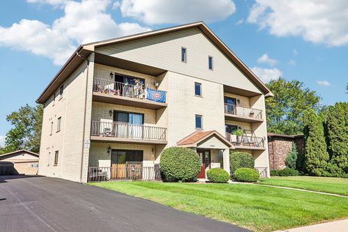 302-15850 Laramie Ave, Oak Forest, IL, 60452-3561 | Card Image