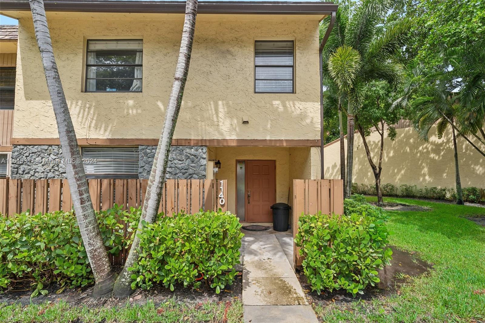 University Dr, Plantation, FL 33322