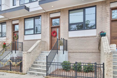 613 N Queen St, Durham, NC, 27701-2545 | Card Image