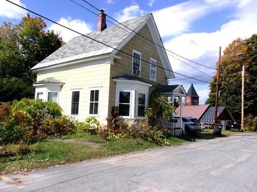 6 Chapel St, Woodsville, NH, 03785-1226 | Card Image