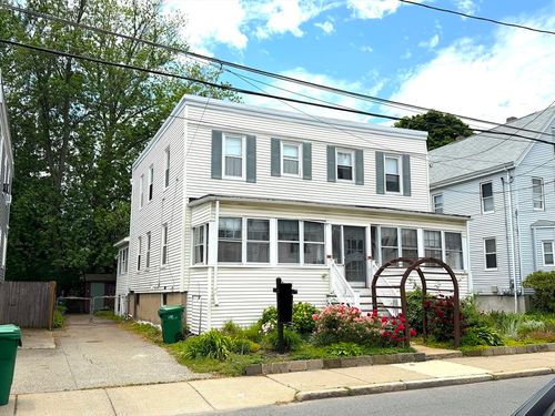 33 Winchester St, Medford, MA, 02155-6225 | Card Image