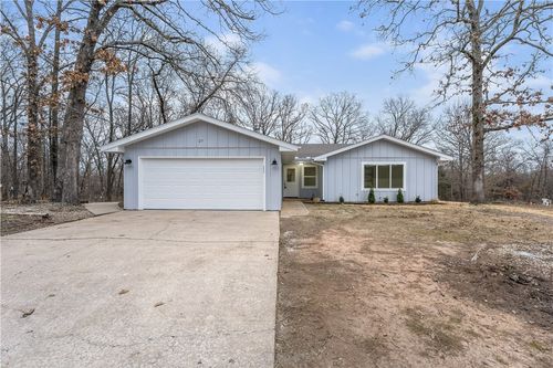 27 Cromer Dr, Bella Vista, AR, 72715-5374 | Card Image