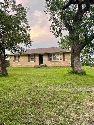 15880 S Osage Rd, House other with 3 bedrooms, 2 bathrooms and null parking in Burlingame KS | Image 2