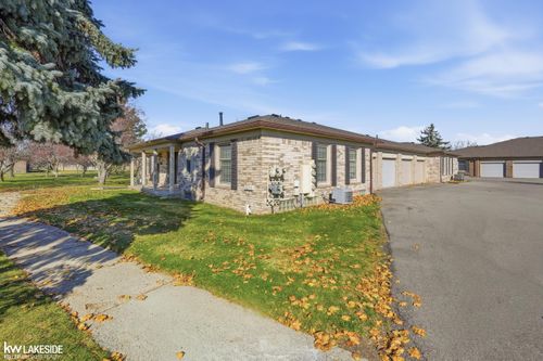 14765 Madison Ct, Shelby Twp, MI, 48315-4447 | Card Image