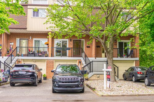 174 Homestead Rd, Scarborough, ON, M1E3S2 | Card Image