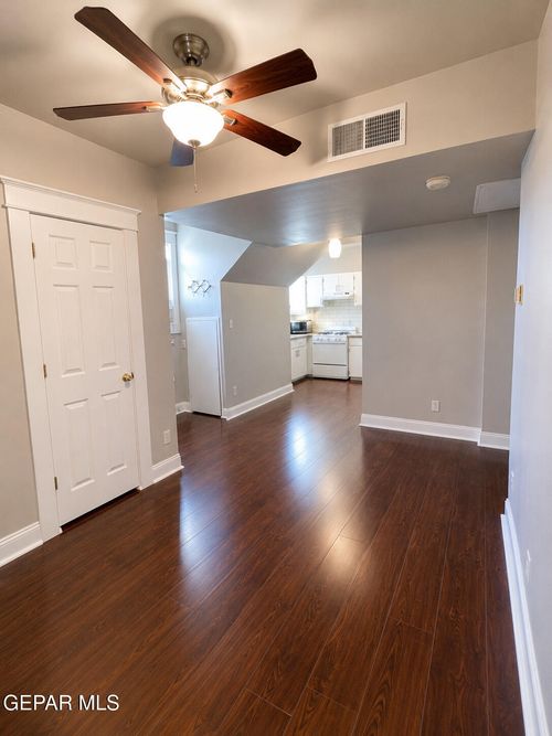 13-521 W Missouri Avenue, El Paso, TX, 79901 | Card Image