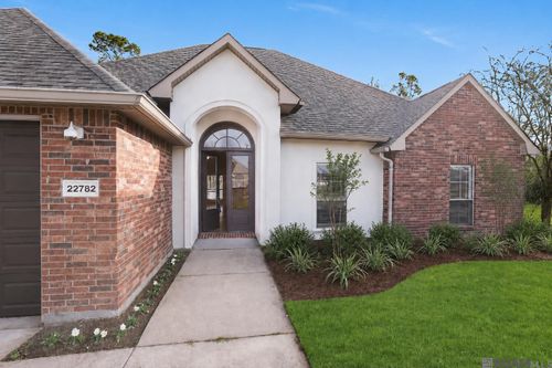22782 Greencliff Dr, Denham Springs, LA, 70726-7331 | Card Image