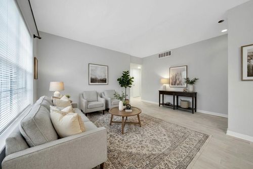 apt-45-2822 Briarhurst Dr, Houston, TX, 77057-5324 | Card Image