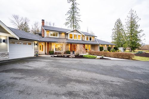22015 40 Ave, Langley, BC, V2Z1N7 | Card Image