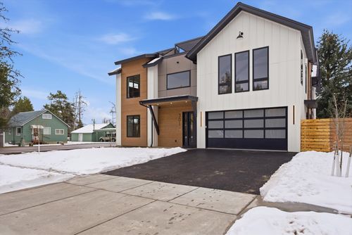 301 Sawtooth Dr, Whitefish, MT, 59937-3061 | Card Image