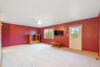 3929 Memory Lane, Condo with 2 bedrooms, 2 bathrooms and null parking in Waterloo IA | Image 2