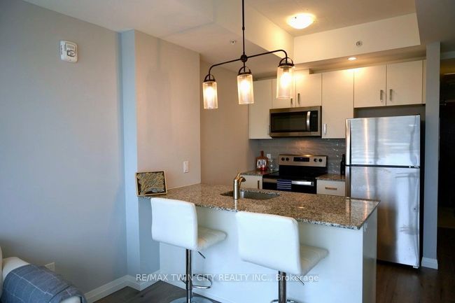 909 - 108 Garment St, Condo with 1 bedrooms, 1 bathrooms and 1 parking in Kitchener ON | Image 5