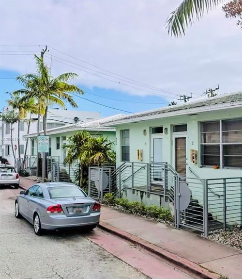 3-826 7th St, Miami Beach, FL, 33139-8578 | Card Image