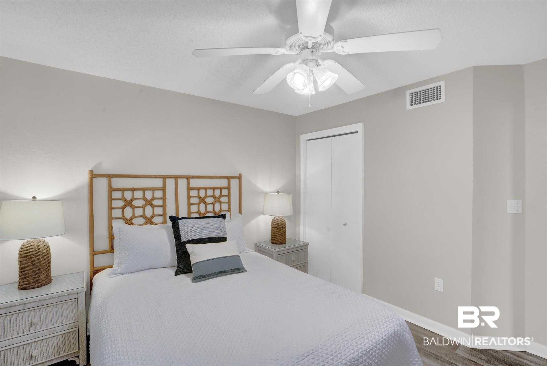 Residential in Orange Beach 4