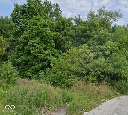 3122 N Euclid Ave, Indianapolis, IN, 46218-2206 | Card Image