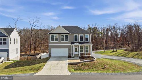 16 Cilantro Ln, BUNKER HILL, WV, 25413-4059 | Card Image