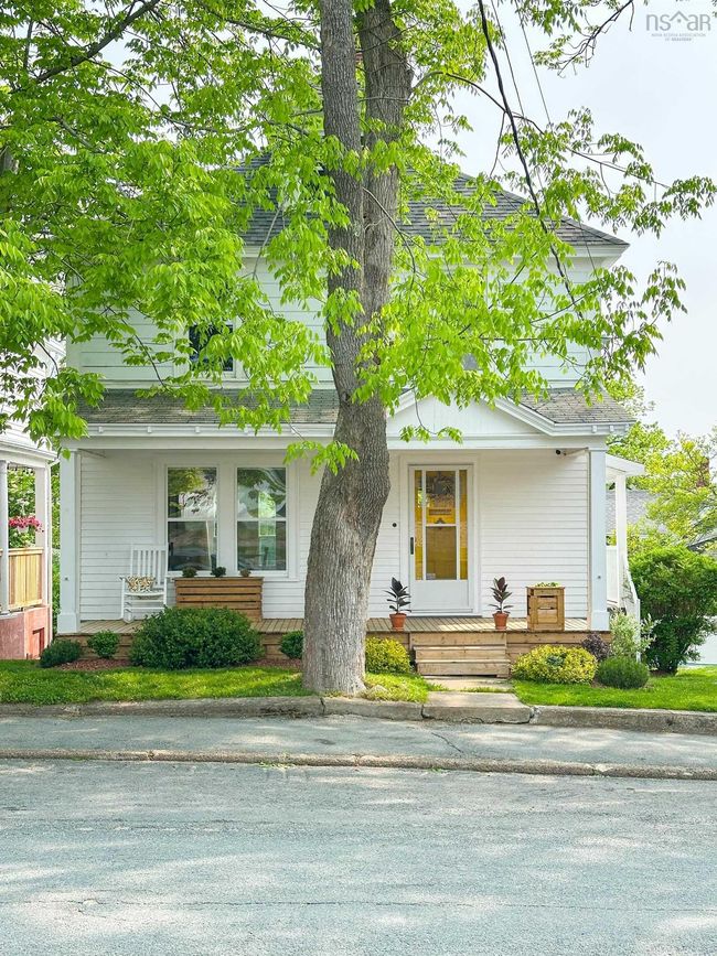 20 Queen St, House other with 4 bedrooms, 2 bathrooms and 4 parking in Bridgewater NS | Image 39
