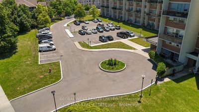 124 - 1050 Stainton Dr, Condo with 3 bedrooms, 2 bathrooms and 1 parking in Mississauga ON | Image 3