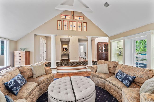 7 Crane Rd, House other with 6 bedrooms, 5 bathrooms and null parking in Huntington NY | Image 6
