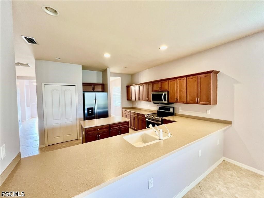 Residential Lease in Fort Myers 3