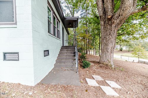 201 Old Glendon Rd, Carthage, NC, 28327-9289 | Card Image