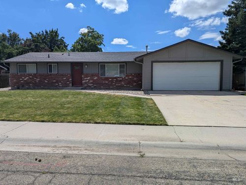 2025 N Workland Dr, Boise, ID, 83704-6824 | Card Image