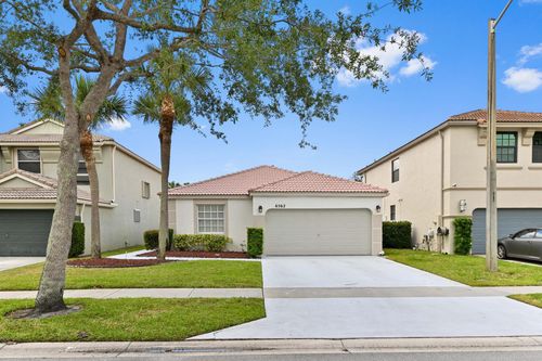 6562 Columbia Ave, Lake Worth, FL, 33467-7363 | Card Image