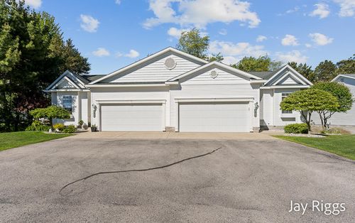 101-5702 Copper Sands Run, Fruitport, MI, 49415-8878 | Card Image