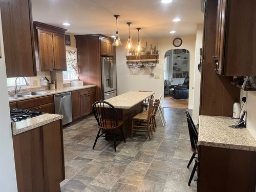 457 The Bend Rd, Greensbro Bnd, VT, 05842-6810 | Card Image