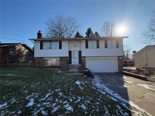 256 Monroe Dr, Northfield, OH, 44067-1252 | Card Image