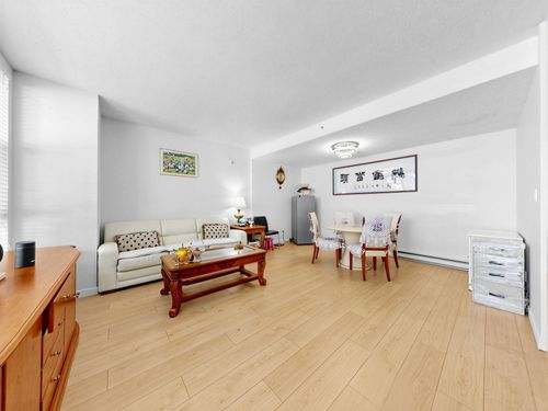 8268 Saba Road, Richmond, BC, V6Y4C6 | Card Image