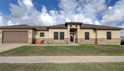 7933 Snake River Dr, Corpus Christi, TX, 78414-6410 | Card Image