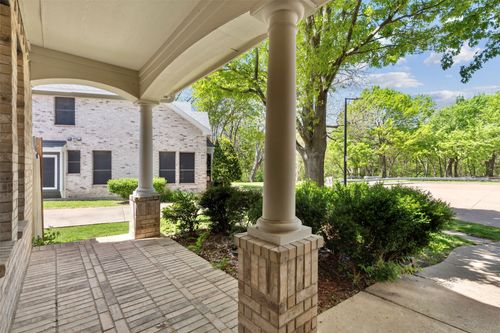 1506 Mossy Glen Ct, Garland, TX, 75040-8929 | Card Image
