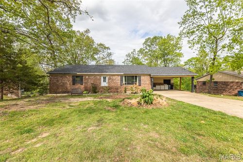 2010 Schweitzer Dr, Poplar Bluff, MO, 63901-2731 | Card Image