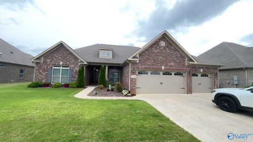 7419 Flint Crossing Cir Se, Owens Cross Roads, AL, 35763-8958 | Card Image