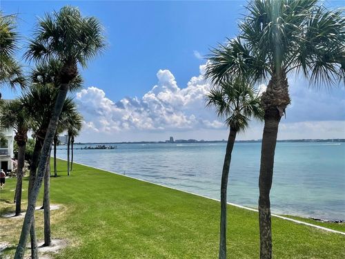 apt-204-1451 Gulf Blvd, CLEARWATER BEACH, FL, 33767-2843 | Card Image