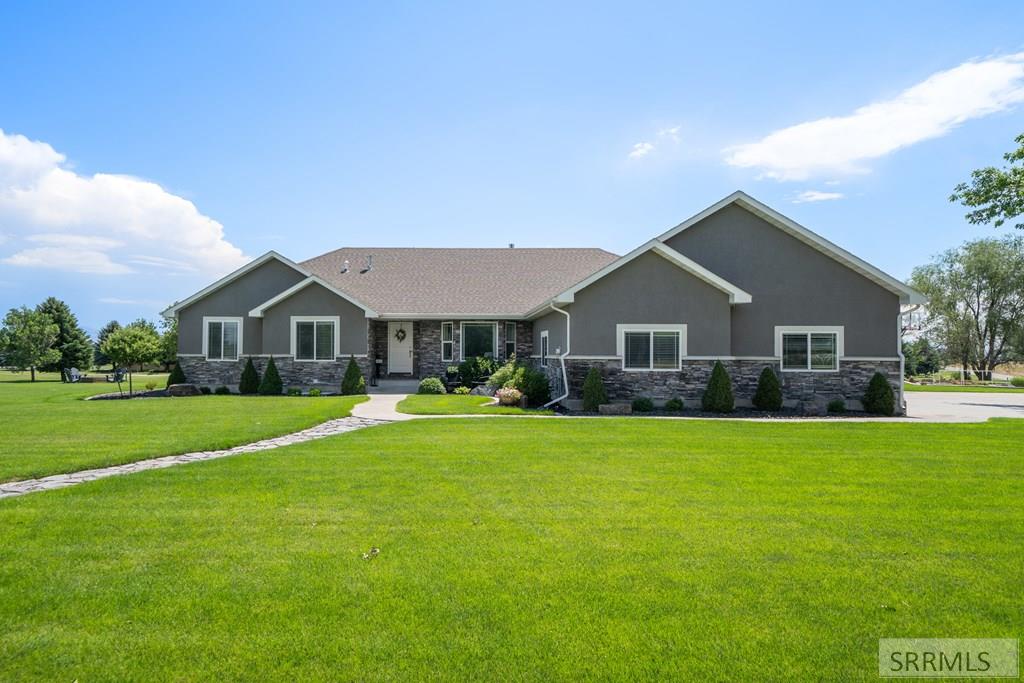 Residential in Shelley 2